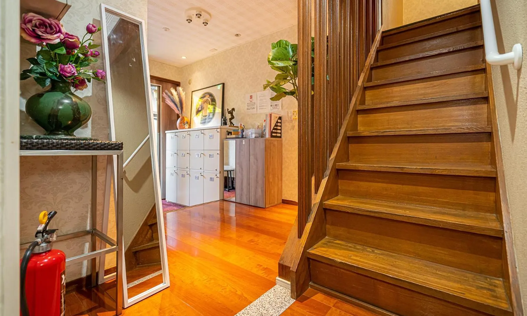 Apartment Nearest Jr Sobu Line Shinkoiwa Str,Tokyo Str 15 Min ,Shinjuku 25 Min, Disney 30 Min